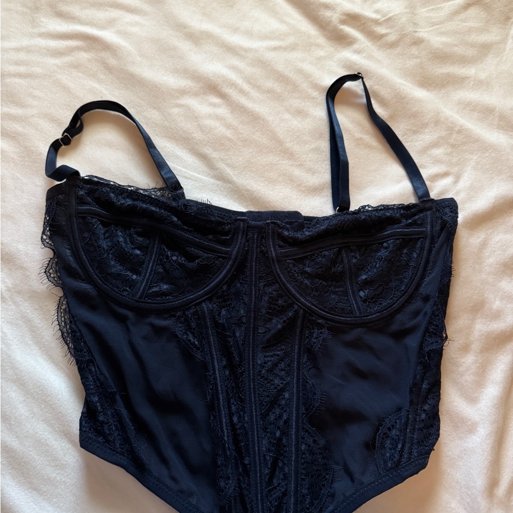 La Hearts Navy Blue Lace Underwire Bustier